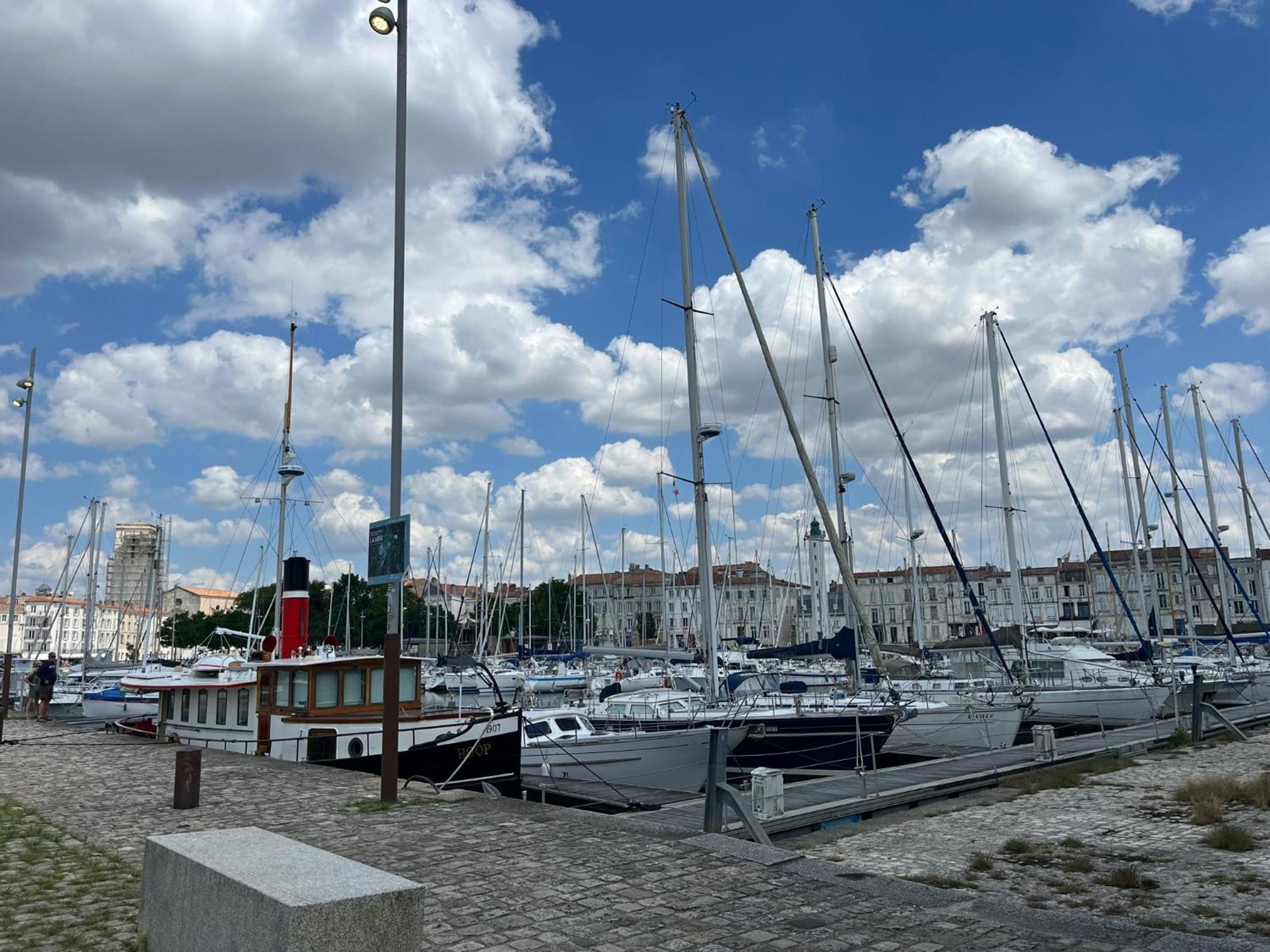 La Tour Saint-Nicolas La Rochelle  Exteriör bild